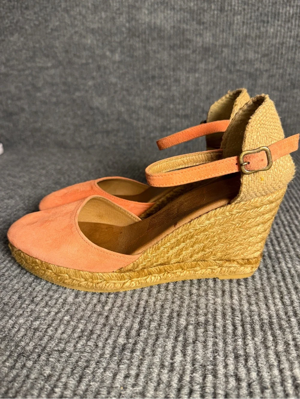 Gaimo Spain Orange Coral Suede Wedge Espadrille Sandals Ankle Strap Size 40
